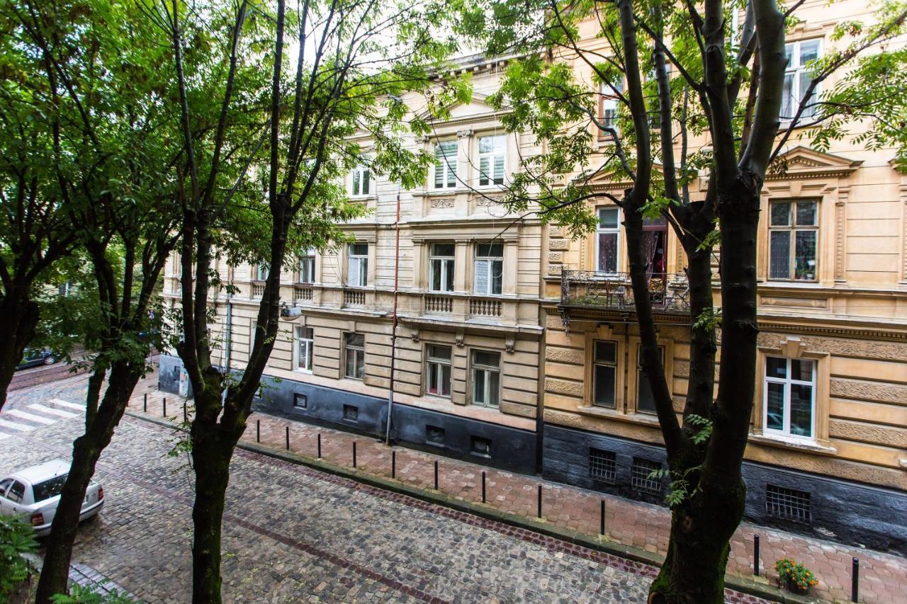 Apartment In The City Centre リヴィウ エクステリア 写真