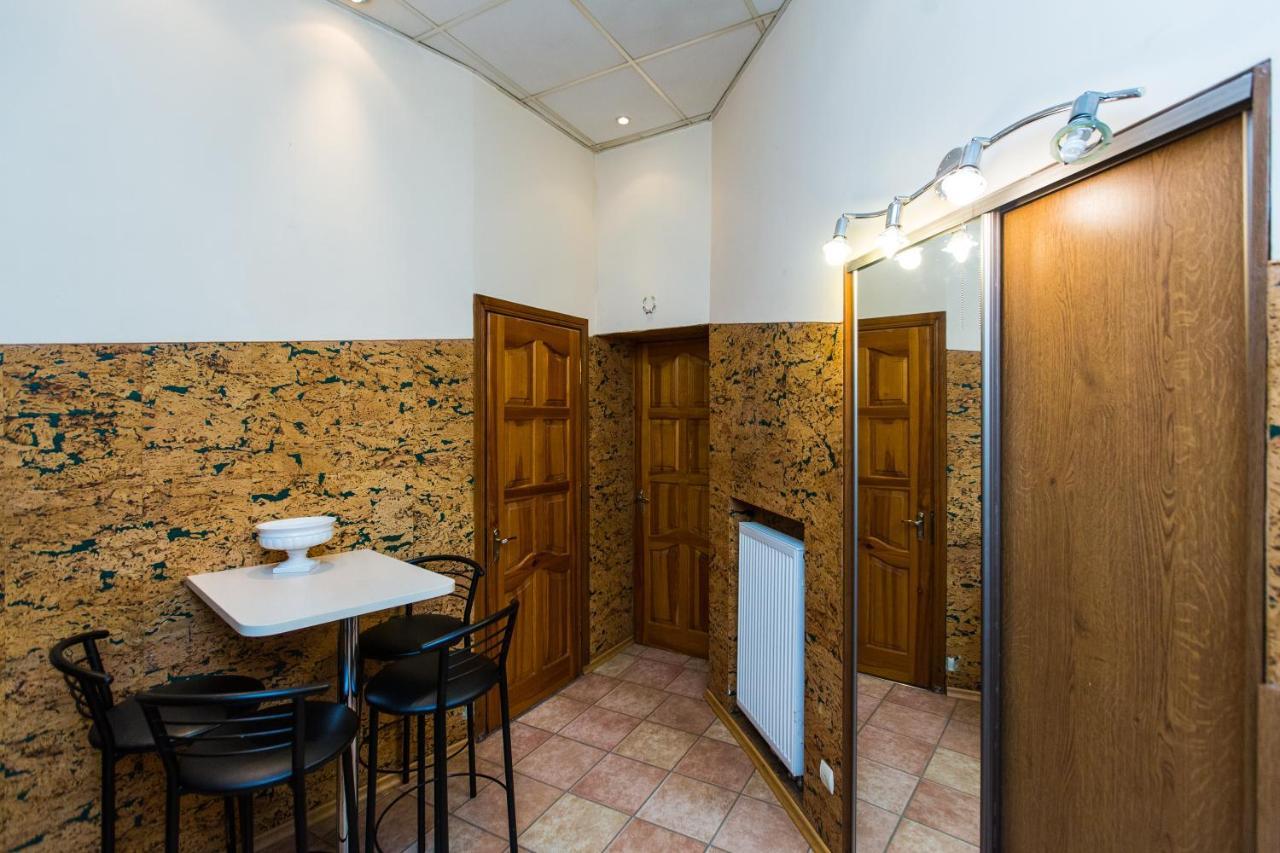 Apartment In The City Centre リヴィウ エクステリア 写真
